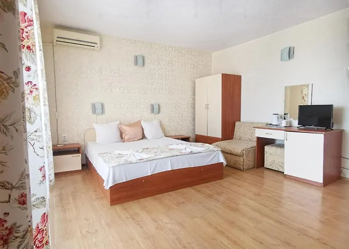 Mirage Casa de hóspedes 3*